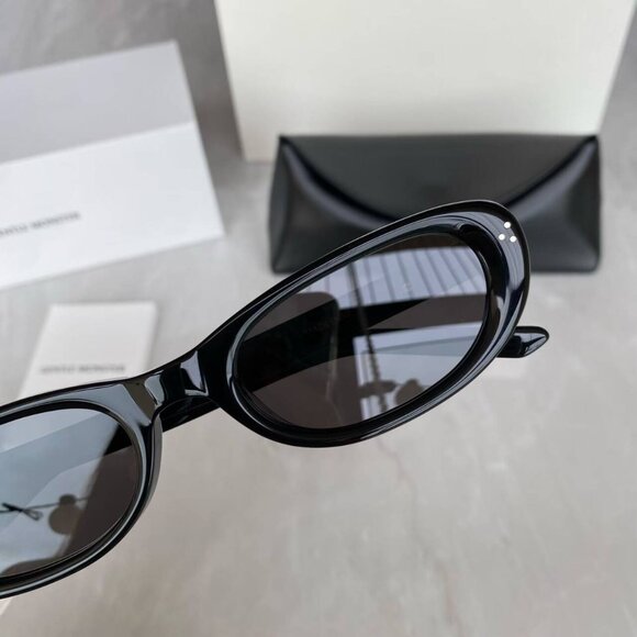 Gentle Monster Black Oval Sunglasses Sleek Minimal Frame main image 12